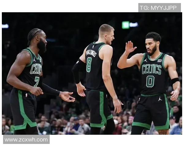 凯尔特人与活塞季后赛激战回顾与精彩瞬间分析 凯尔特人与活塞季后赛激战回顾与精彩瞬间分析